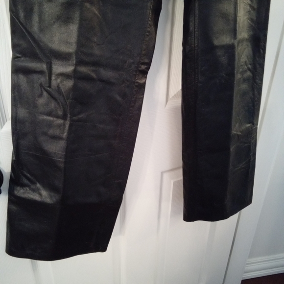 Danier Women's Black Leather Wide Leg Pants With Angled Pockets 34" Waist - Picture 10 of 12